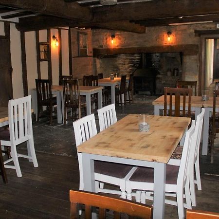 The George Inn Lower Brailes Exterior foto